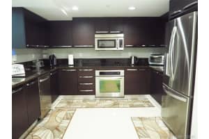 3030 NE 188th St, Aventura, FL 33180, Sold 01/03/22