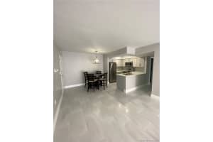 9429 SW 76th St APT W14, Miami, FL 33173, Sold 04/23/21