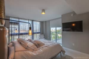 9901 E Bay Harbor Dr, Bay Harbor Islands, FL 33154, Sold 04/30/21