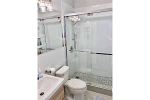 101 Ocean Ln Dr, Key Biscayne, FL 33149, Sold 11/09/21