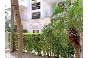 810 Pennsylvania Ave, Miami Beach, FL 33139, Sold 11/17/21