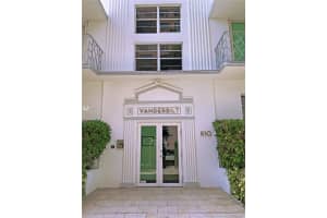 810 Pennsylvania Ave, Miami Beach, FL 33139, Sold 11/17/21