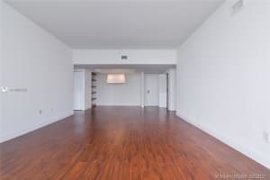 5025 Collins Ave, Miami Beach, FL 33140, Sold 04/16/21