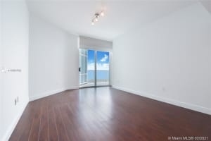 5025 Collins Ave, Miami Beach, FL 33140, Sold 04/16/21