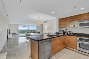 2625 Collins Ave, Miami, FL 33140, Sold 03/05/21