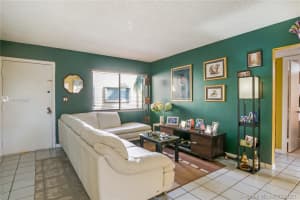 8625 NW 8th St, Miami, FL 33126, Sold 03/22/21