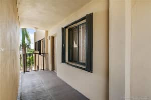 8625 NW 8th St, Miami, FL 33126, Sold 03/22/21