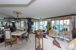 3370 Hidden Bay Dr, Aventura, FL 33180, Sold 07/30/21