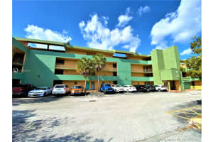 110 Fontainebleau Blvd, Miami, FL 33172, Sold 05/24/21