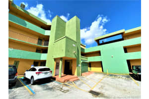 110 Fontainebleau Blvd, Miami, FL 33172, Sold 05/24/21