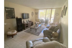 14140 SW 84th St, Miami, FL 33183, Sold 04/06/21