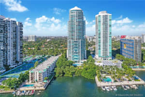 Add Building Entrance, 2127 Brickell Ave, Miami, FL 33129, Sold 07/30/21