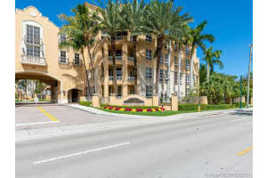 3001 NE 185th St, Aventura, FL 33180, Sold 06/11/21