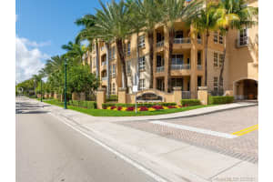 3001 NE 185th St, Aventura, FL 33180, Sold 06/11/21