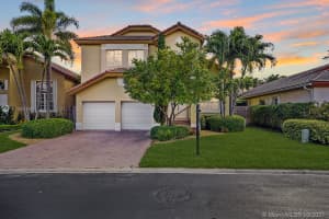 2929 NW 98th Pl, Doral, FL 33172, Sold 05/27/21