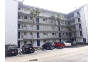 8750 Sherman Cir N, Miramar, FL 33025, Sold 04/06/21