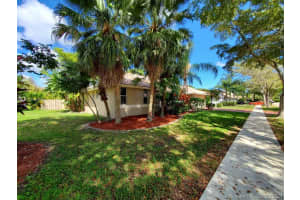 2595 NW 29th Dr, Boca Raton, FL 33434, Sold 05/12/21