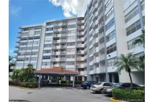 1300 NE Miami Gardens Dr #820e, Miami, FL 33179, Sold 04/01/21