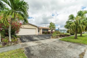 6621 NW 84th St, Tamarac, FL 33321, Sold 05/14/21