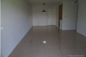 9405 W Flagler St #212d, Miami, FL 33174, Sold 05/20/21