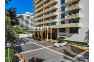 10185 Collins Ave, Bal Harbour, FL 33154, Sold 03/17/22