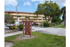 447 NE 195th St, Miami, FL 33179, Sold 04/06/21