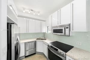 734 Michigan Ave, Miami Beach, FL 33139, Sold 06/17/21