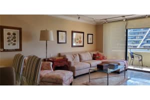 170 Ocean Ln Dr, Key Biscayne, FL 33149, Sold 05/04/21