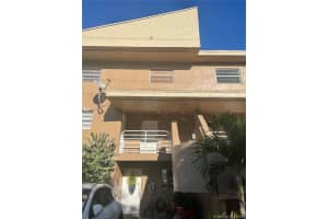 5951 W 28th Ave, Hialeah, FL 33016, Sold 10/13/21