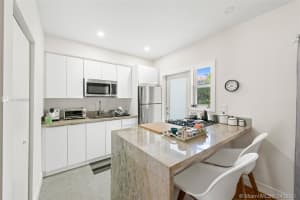 4780 Pine Tree Dr, Miami Beach, FL 33140, Sold 11/18/21