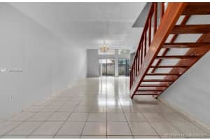 8408 NW 8th St, Miami, FL 33126, Sold 09/03/21