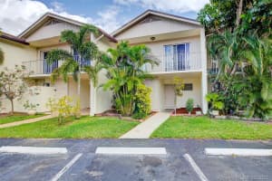 2236 Nova Village Dr, Davie, FL 33317, Sold 04/30/21