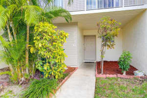 2236 Nova Village Dr, Davie, FL 33317, Sold 04/30/21