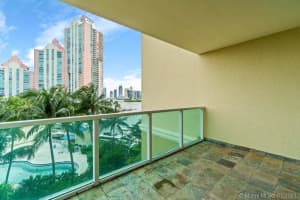 3340 NE 190th St, Aventura, FL 33180, Sold 08/19/21