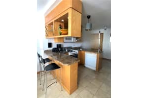 710 Washington Ave, Miami Beach, FL 33139, Sold 09/20/21