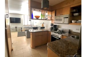 710 Washington Ave, Miami Beach, FL 33139, Sold 09/20/21