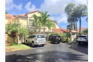 3520 Magellan Cir, Miami, FL 33180, Sold 04/30/21