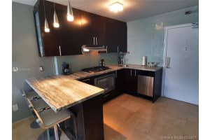 710 Washington Ave, Miami Beach, FL 33139, Sold 04/01/22