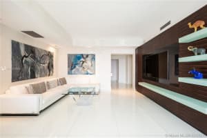 17875 Collins Ave, Sunny Isles Beach, FL 33160, Sold 04/30/21