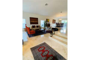 11284 NW 66th St, Doral, FL 33178, Sold 08/06/21