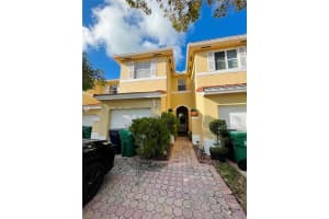 11025 NW 43rd Ln, Doral, FL 33178, Sold 05/21/21