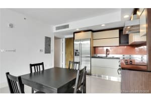 2155 Washington Ct, Miami Beach, FL 33139, Sold 12/23/21