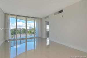 2155 Washington Ct, Miami Beach, FL 33139, Sold 02/02/22