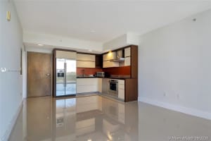 2155 Washington Ct, Miami Beach, FL 33139, Sold 02/02/22