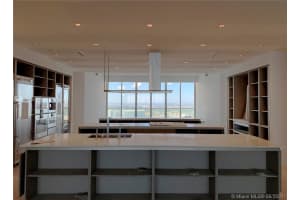 18501 Collins Ave, Sunny Isles Beach, FL 33160, Sold 09/08/21