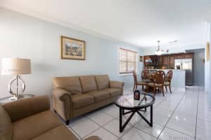 15410 SW 81st Cir Ln, Miami, FL 33193, Sold 04/16/21