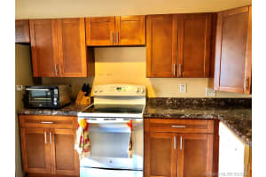 2159 Champions Way, North Lauderdale, FL 33068, Sold 04/15/21