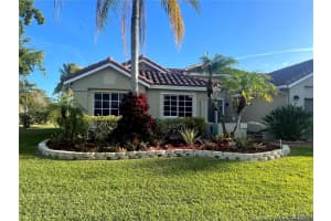 1032 Laguna Springs Dr, Weston, FL 33326, Sold 05/12/21