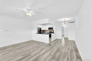 2455 NE 51st St Apt E211, Fort Lauderdale, FL 33308, Sold 04/09/21