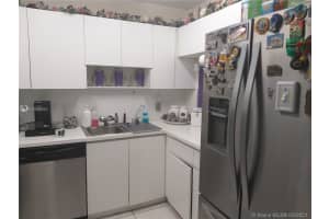 1900 W 68th St APT I406, Hialeah, FL 33014, Sold 04/02/21
